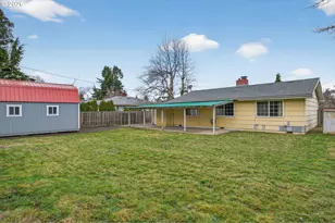 12330 NE Knott St, Portland, OR 97230 - Photo 35