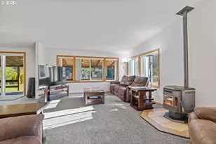 173 E Date St, Powers, OR 97466 - Photo 27