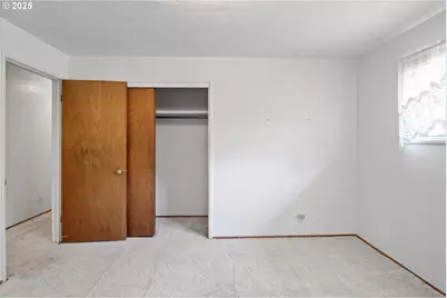 42986 McKenzie Hwy, Leaburg, OR 97489 - Photo 27