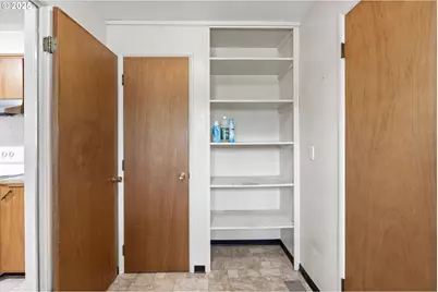 42986 McKenzie Hwy, Leaburg, OR 97489 - Photo 19