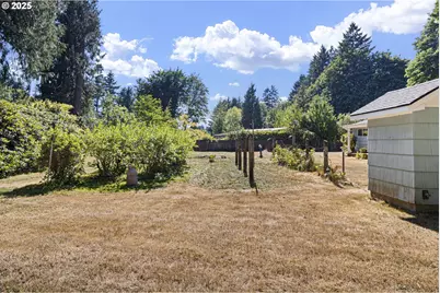 42986 McKenzie Hwy, Leaburg, OR 97489 - Photo 47