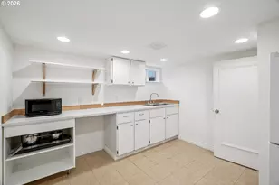 3825 NE 75th Ave, Portland, OR 97213 - Photo 31