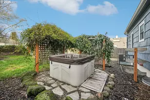 3825 NE 75th Ave, Portland, OR 97213 - Photo 35