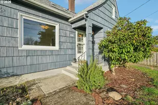 3825 NE 75th Ave, Portland, OR 97213 - Photo 3