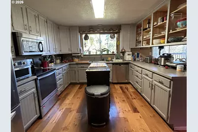 5383 Sunshine Rd, Roseburg, OR 97470 - Photo 13