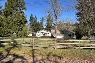 5383 Sunshine Rd, Roseburg, OR 97470 - Photo 1