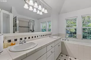 2533 NW Stimpson Ln, Portland, OR 97229 - Photo 13