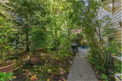 2533 NW Stimpson Ln #29, Portland, OR 97229 - Photo 25