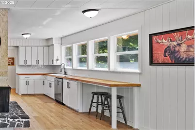 53856 Big Creek Rd, Myrtle Point, OR 97458 - Photo 17