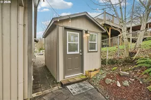 625 SW Miller Ct, Gresham, OR 97080 - Photo 29