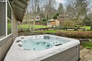 625 SW Miller Ct, Gresham, OR 97080 - Photo 31