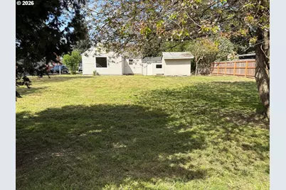 200 Azalea Dr, Eugene, OR 97404 - Photo 21