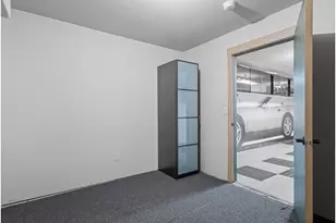 1952 NE 48th Way, Hillsboro, OR 97124 - Photo 35