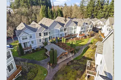 1952 NE 48th Way, Hillsboro, OR 97124 - Photo 39