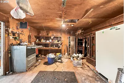 911 Cleveland Hill Rd, Roseburg, OR 97471 - Photo 29