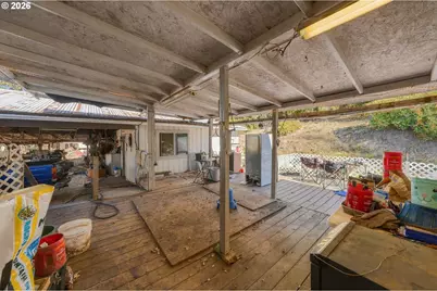 911 Cleveland Hill Rd, Roseburg, OR 97471 - Photo 27