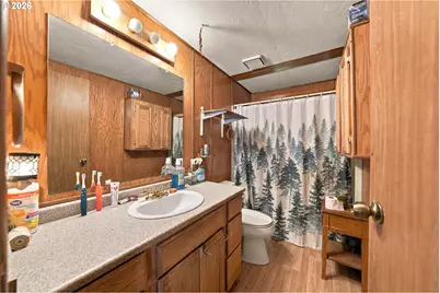 911 Cleveland Hill Rd, Roseburg, OR 97471 - Photo 23