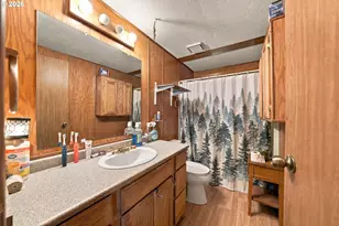 911 Cleveland Hill Rd, Roseburg, OR 97471 - Photo 23