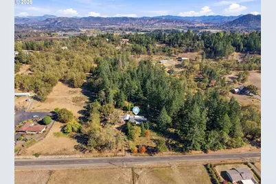 911 Cleveland Hill Rd, Roseburg, OR 97471 - Photo 45