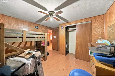 911 Cleveland Hill Rd, Roseburg, OR 97471 - Photo 25