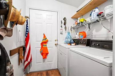 2154 Lyon St, Albany, OR 97322 - Photo 23