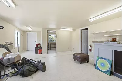 24051 NE Airport Rd, Aurora, OR 97002 - Photo 41