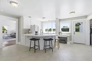 24051 NE Airport Rd, Aurora, OR 97002 - Photo 15