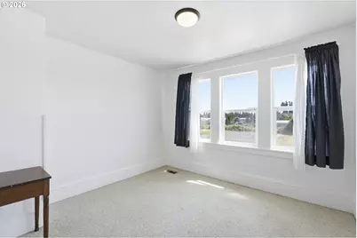 24051 NE Airport Rd, Aurora, OR 97002 - Photo 27