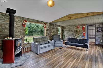 4834 Yachats River Rd, Yachats, OR 97498 - Photo 15