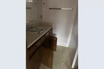 1165 NE Broadway St, Waldport, OR 97394 - Photo 9