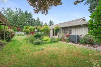 1814 Happy Ln, Eugene, OR 97401 - Photo 45