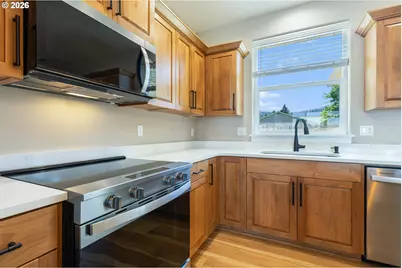 265 SE Logan St, Winston, OR 97496 - Photo 21