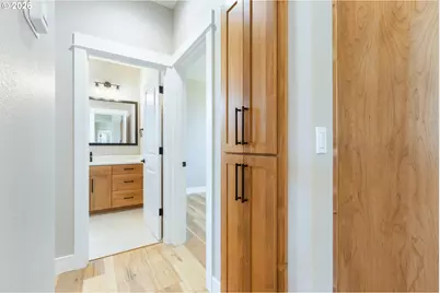 265 SE Logan St, Winston, OR 97496 - Photo 33