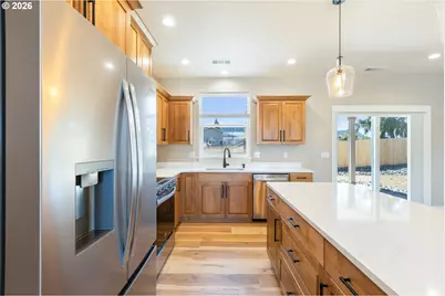 265 SE Logan St, Winston, OR 97496 - Photo 19