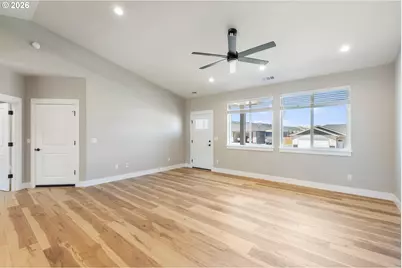 265 SE Logan St, Winston, OR 97496 - Photo 7