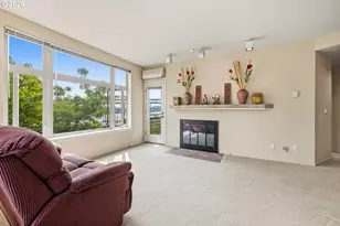 1630 S Harbor Way, Portland, OR 97201 - Photo 9
