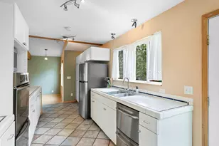 3915 SW Pomona St, Portland, OR 97219 - Photo 15