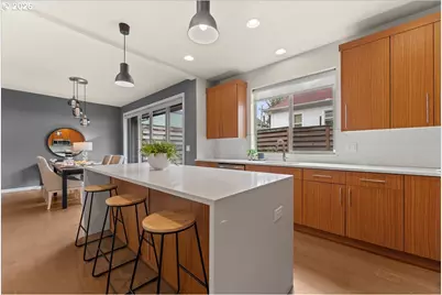 37 NE Skidmore St, Portland, OR 97211 - Photo 11