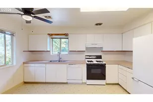 5707 SE Division St SE, Portland, OR 97206 - Photo 17