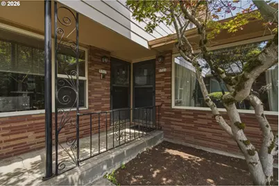 5707 SE Division St SE, Portland, OR 97206 - Photo 3