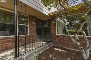 5707 SE Division St SE, Portland, OR 97206 - Photo 3