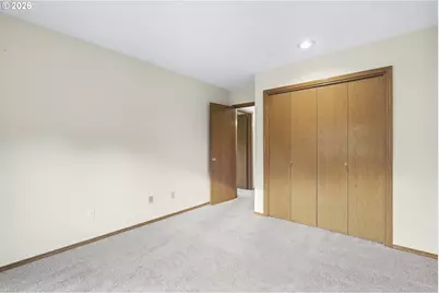8166 SW 184th Ave, Beaverton, OR 97007 - Photo 33