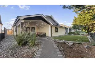 730 Seabird Dr SW, Bandon, OR 97411 - Photo 33