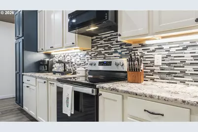 730 Seabird Dr SW, Bandon, OR 97411 - Photo 13
