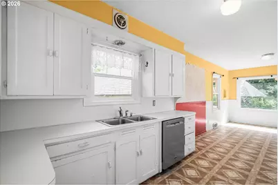 725 Walnut Ave, Eugene, OR 97404 - Photo 9