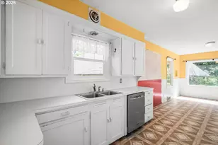 725 Walnut Ave, Eugene, OR 97404 - Photo 9