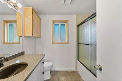 14041 SW Fanno Creek Dr, Tigard, OR 97224 - Photo 29