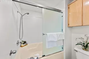 14041 SW Fanno Creek Dr, Tigard, OR 97224 - Photo 23