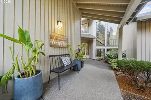 19629 Derby Ct, West Linn, OR 97068 - Photo 3