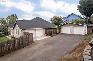 215 Paxton Rd, Kelso, WA 98626 - Photo 21